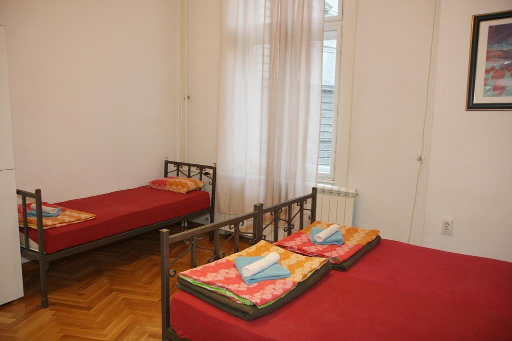 Time Hostel Beograd Værelse billede