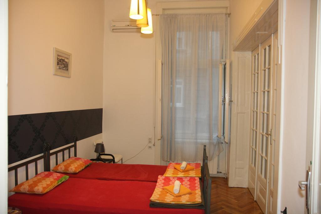 Time Hostel Beograd Værelse billede
